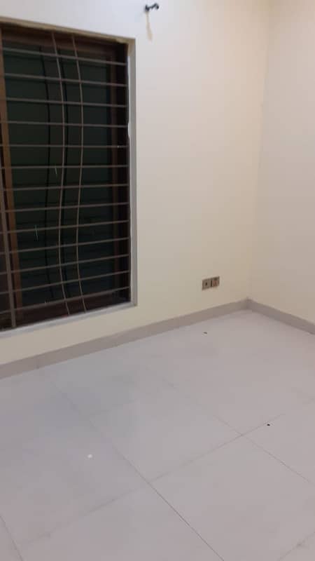 5 Marla Upper Portion With Gas Available For Rent In Sector D Bahria Town Lahore 2