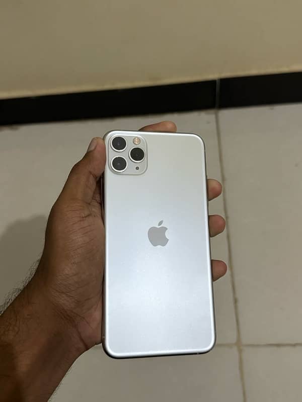 Iphone 11 pro max 256gb Pta approved 2