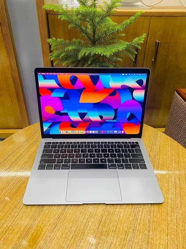 MACBOOK AIR (2019) Core i5 (16/256gb Flash Ssd) Touch id 1