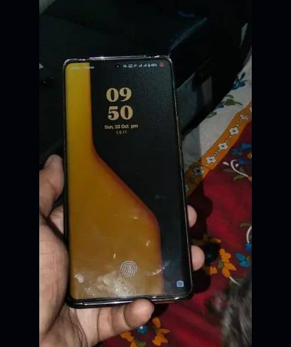 vivo v30e 10/10 condition all asesry 0