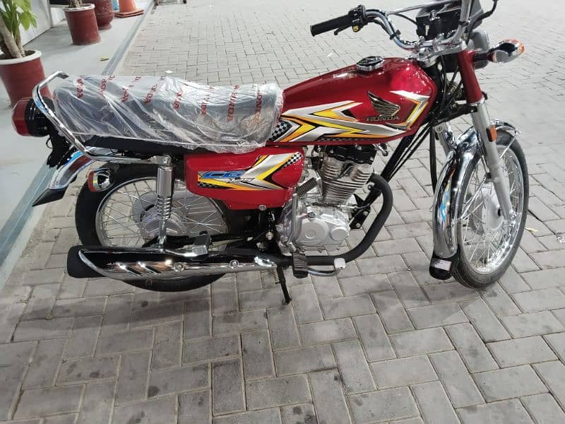 Honda 125 2025 model zero metar condition 4