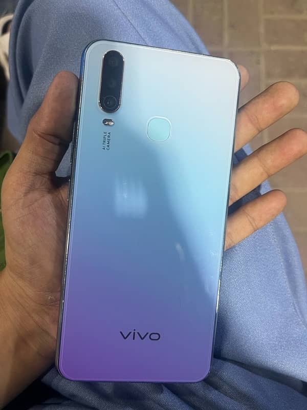 vivo y17 8/256 1