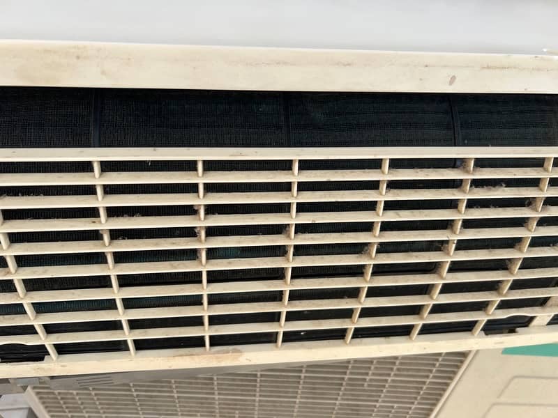 daikin inverter ac 1.5 ton 0