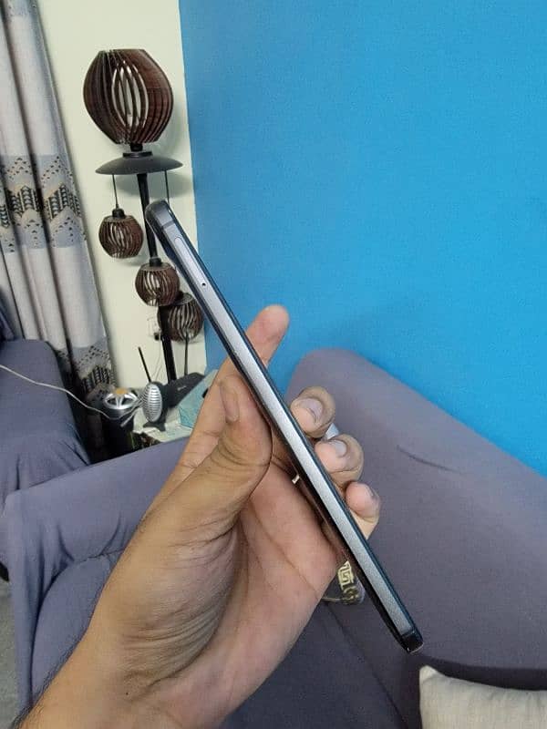 Huawei Nexus 6P ( Read Add Carefully And Exchange Not Possible ) 6