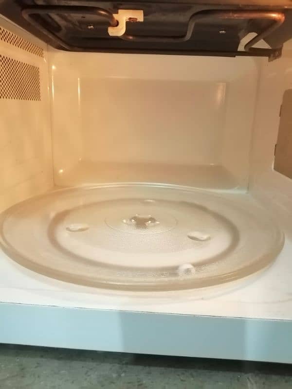 microwave genuine condition 1