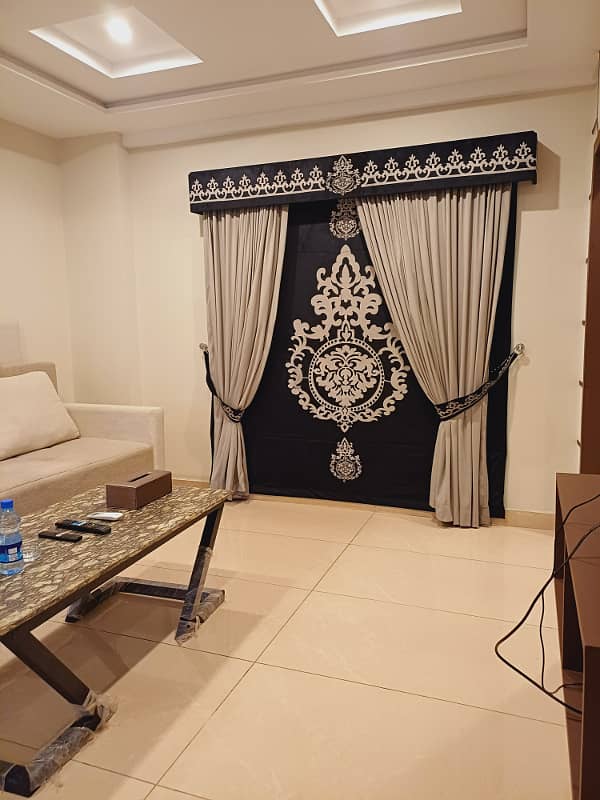 1 Bed Apartment For Sale In Bahria Town Lahore On Investor Rate 8