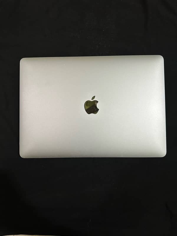 macbook air M1 2020 1