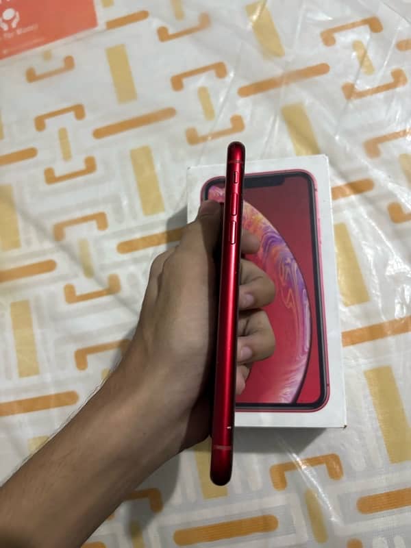 IPHONE XR 64GB 2