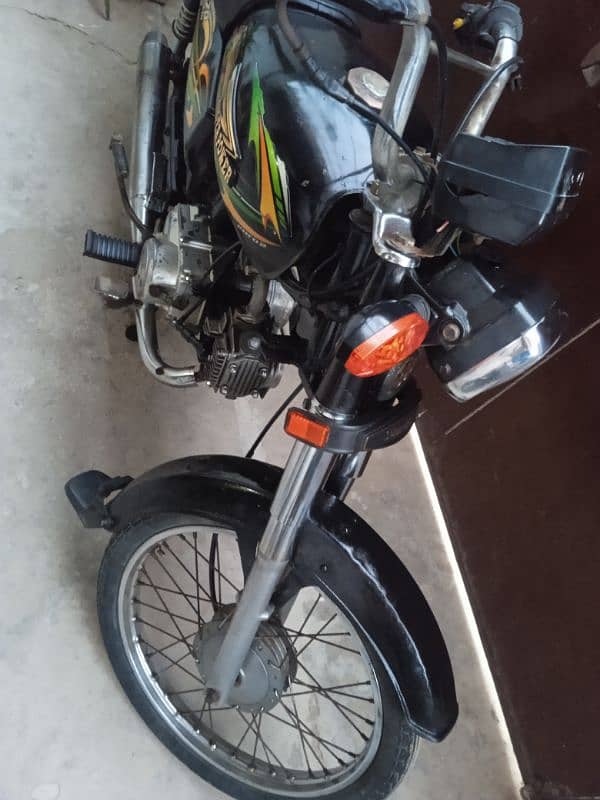 Super power 2019, Genuine condition,1st Lady owner use ok bike 9