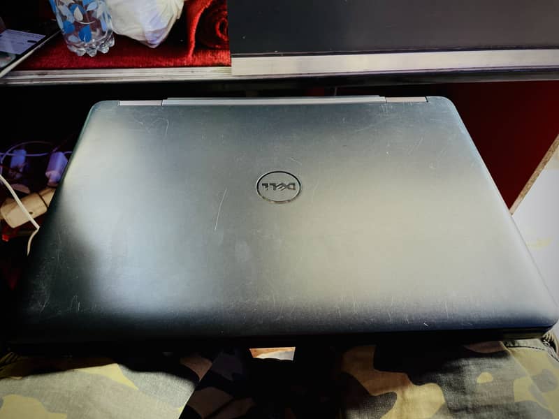 Dell Laptop Core i5 4th Generation 1