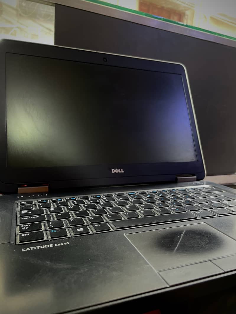 Dell Laptop Core i5 4th Generation 2