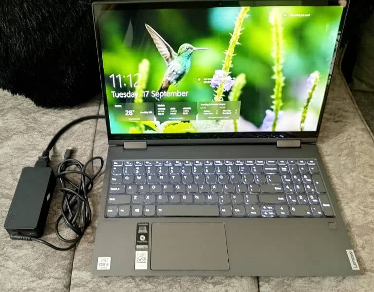 Lenovo Yoga C740-15IML 0