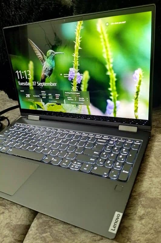 Lenovo Yoga C740-15IML 1