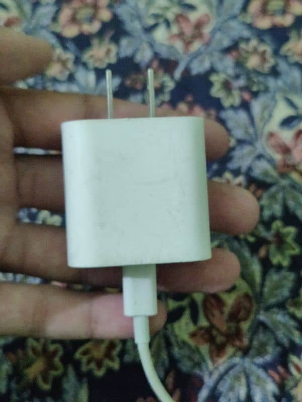 Iphone 20 w original charger with fast cable 1