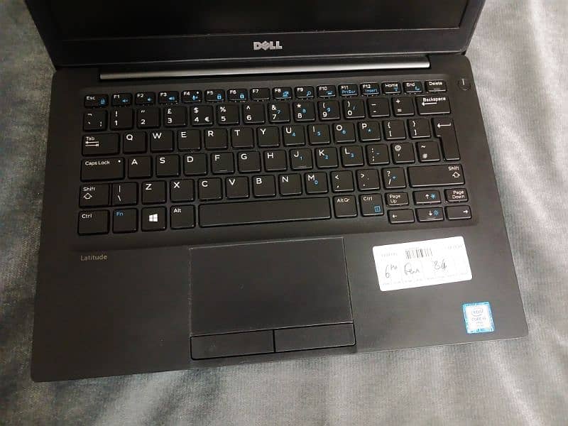 Dell latitude 7280 i5 6th generation 8/128GB SSD 3