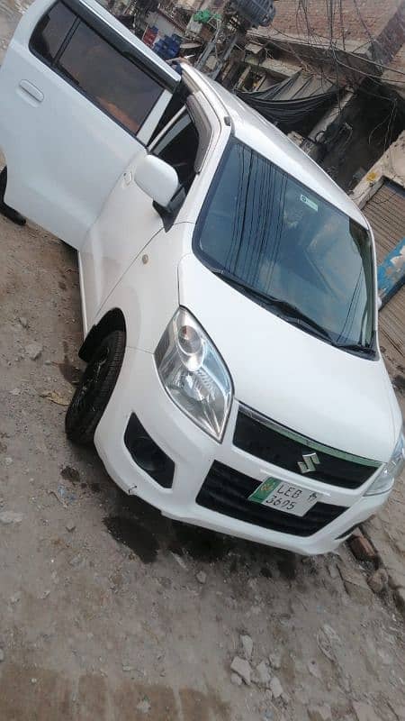 Suzuki Wagon R 2017 3