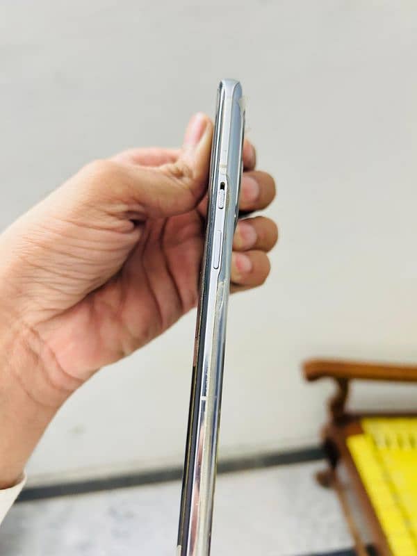 One plus 9 pro Exchange possible with Iphone 11,11 pro maxPTA approved 4