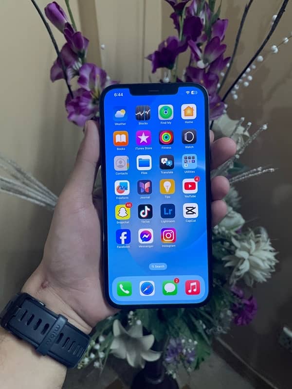 iPhone 12 Pro Max 256gb factory unlock with box 2