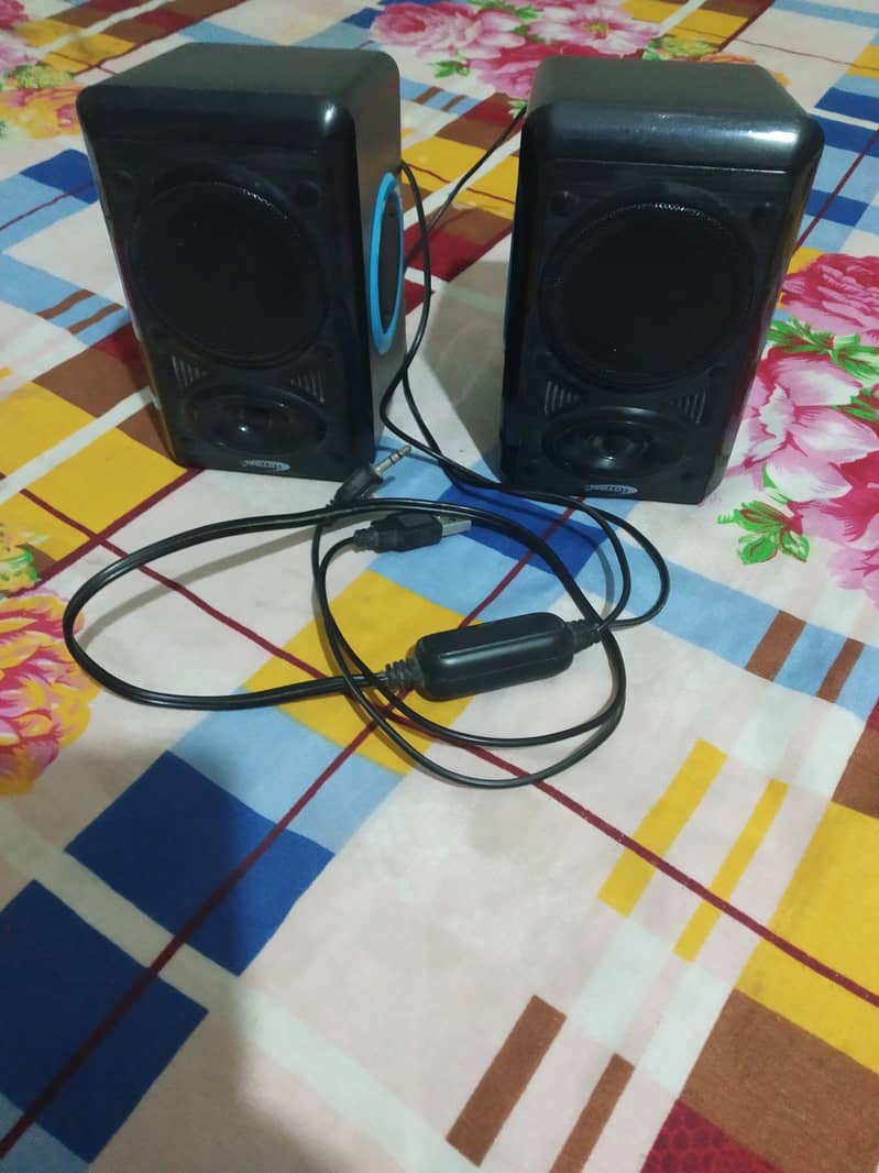 Speakers in running condition 2