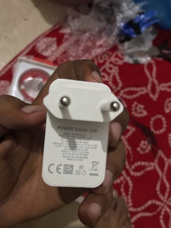 one plus original 65w charger type c 3