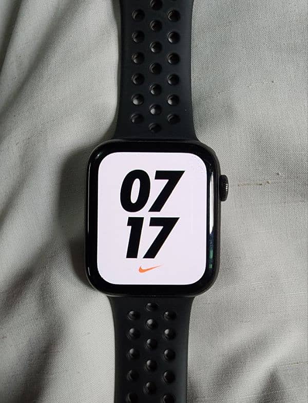 Watch series 6 44mm Nike 4