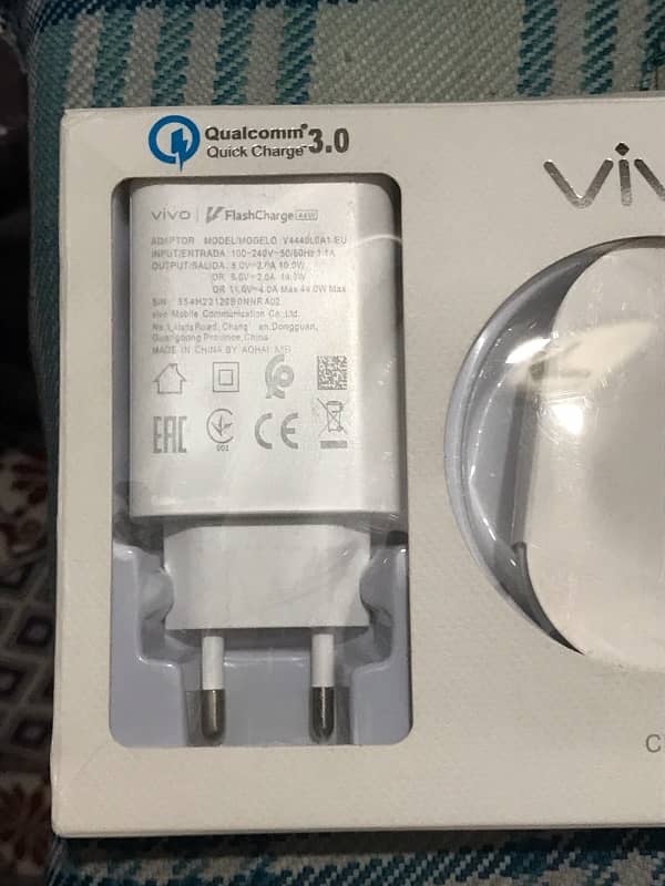 Vivo 44w original charger type c 3