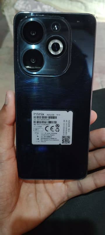 Infinix smart 8pro exchange with iphone 0