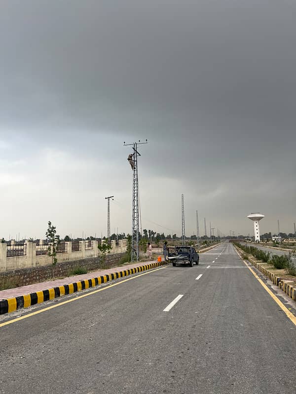 Cornor plots. Back to Duble Road. Best Location 2