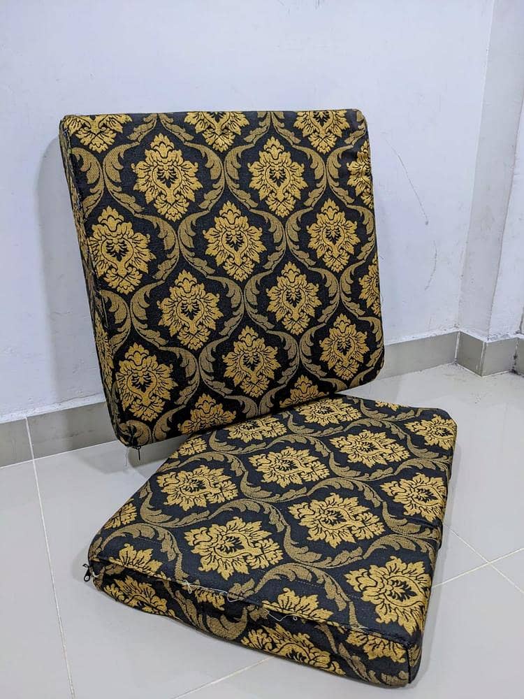 Sofas seat covers (FREE HOME DELIVERY ALL OVER THE PAKISTAN) 6