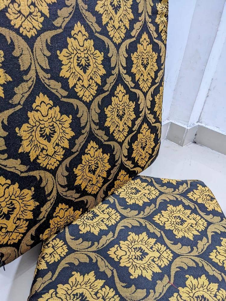 Sofas seat covers (FREE HOME DELIVERY ALL OVER THE PAKISTAN) 7