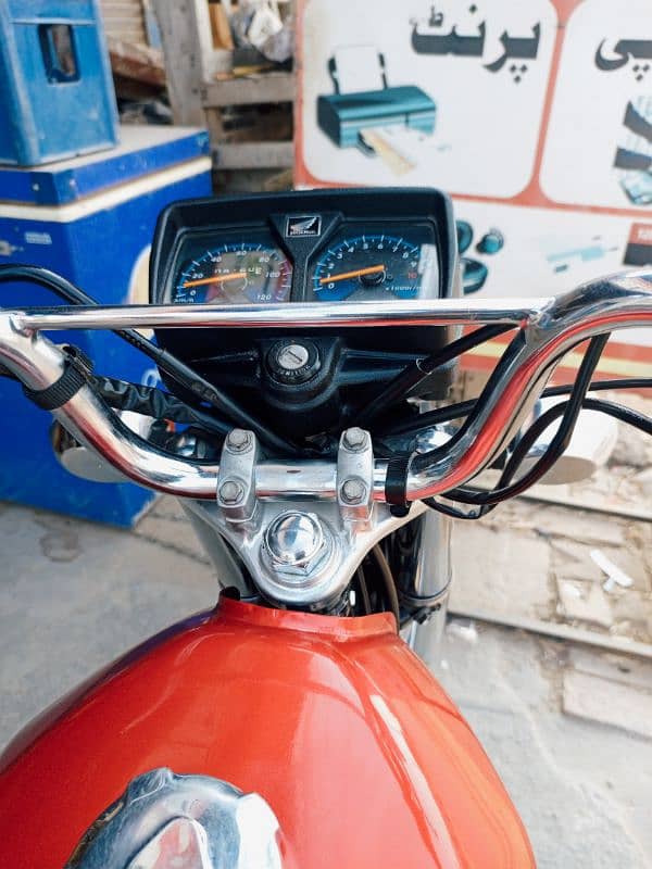 Honda Self start 23 model fresh condition bike 03446464638 03027125724 9