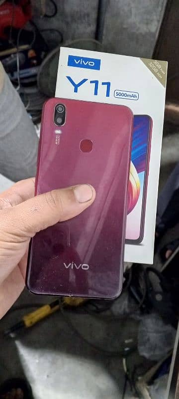 vivo y11 3gb ram 32 rom 2