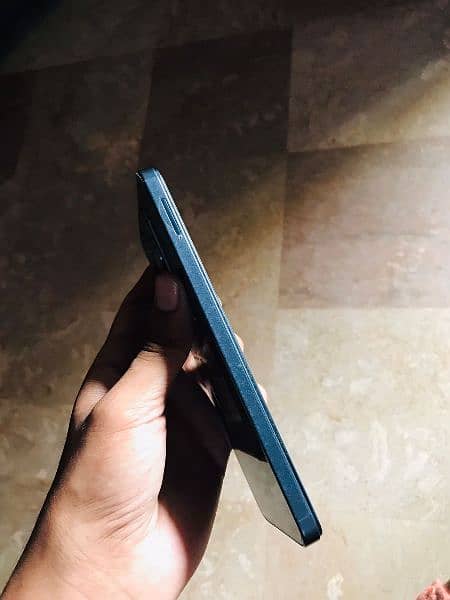 Tecno spark 20 pro 256gb 8gb ram 3