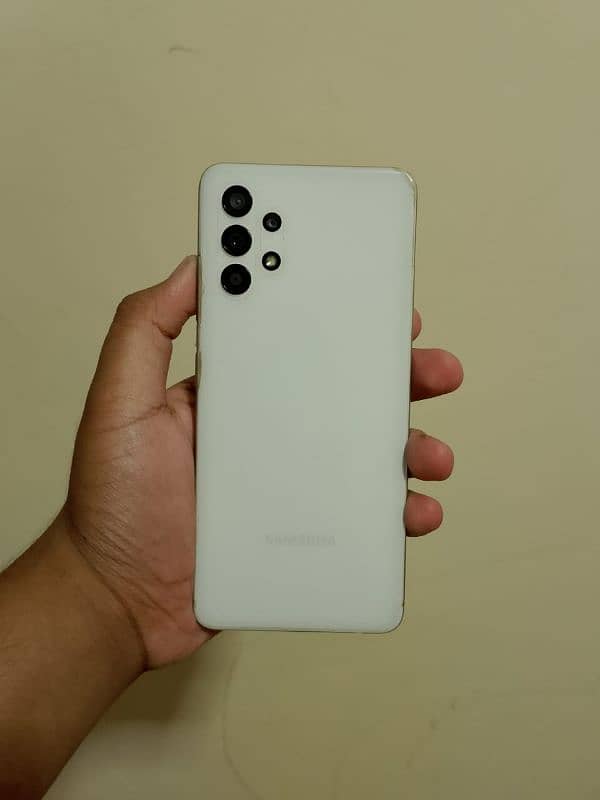 SAMSUNG A32  6/128 10BY10 CONDITION WHITE COLOUR 0