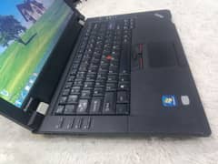 Lenovo i3 2nd gen Laptop