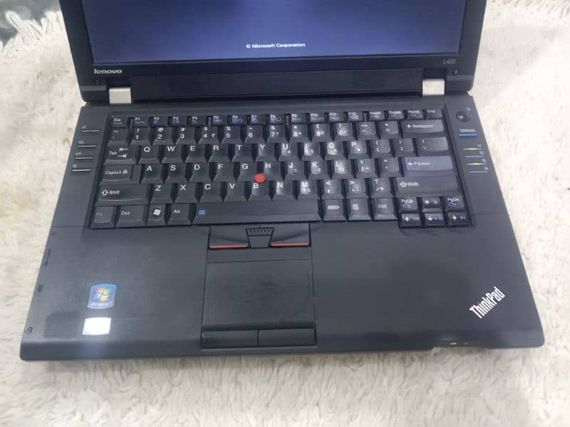 Lenovo i3 2nd gen Laptop 5