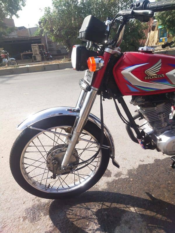 Honda cg 125 2022 model full original condition 03217699114 4