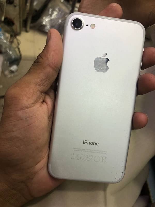 Iphone 7 128gb PTA exchange 1