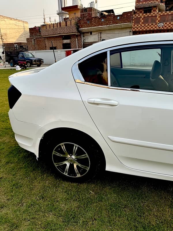 Honda City IVTEC Automatic 2018 6