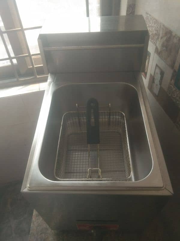 Fryer New table top Gas stove 8ltr for sale 4