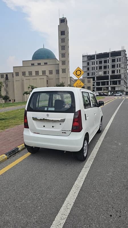 Suzuki Wagon R 2019 1