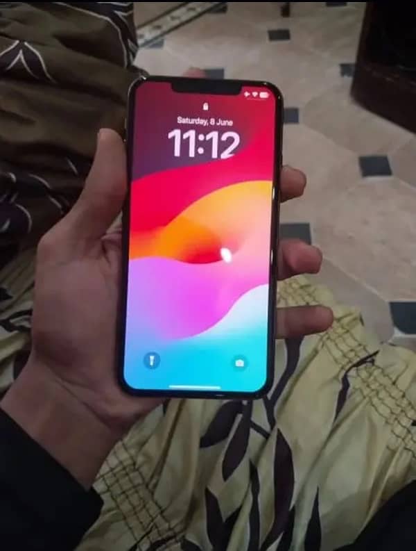 I phone 11 pro max non pta condition 10/10 2