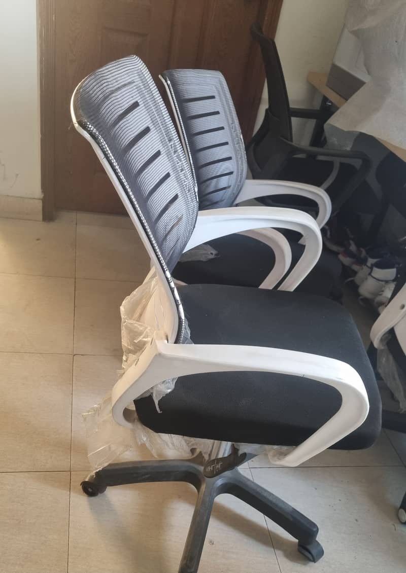 Office Chairs like New 3