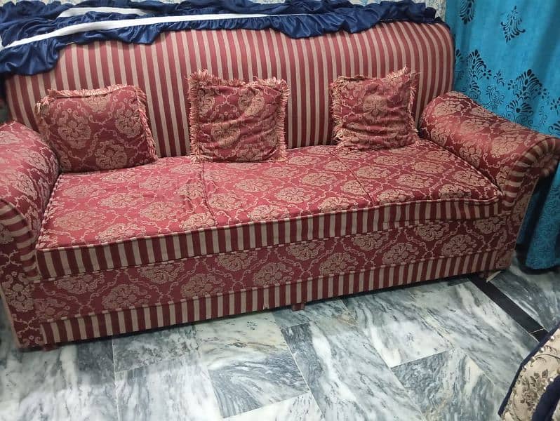 5 seter sofa, 1 year used, for sale 4