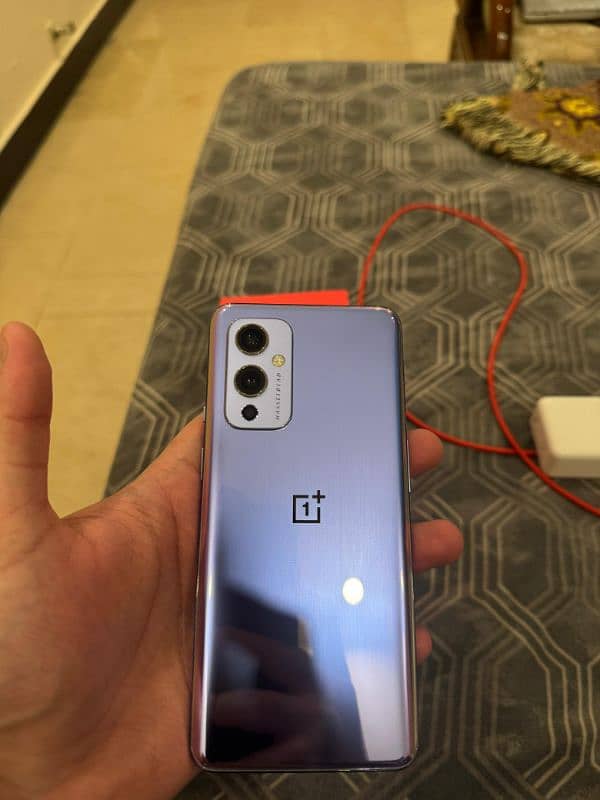 OnePlus 9 storage 8/128 mid may green line only all ok 1