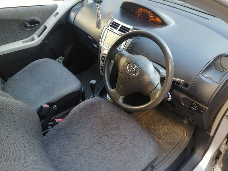 Toyota Vitz 2013 6