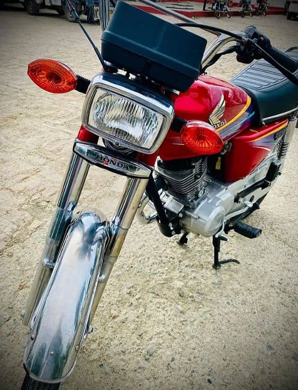 Honda CG 125cc (2011 Model) – Urgent fsale  call me 03433066498 1