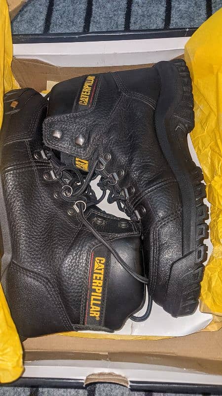 Caterpillar Safety Shoes for sale. 1