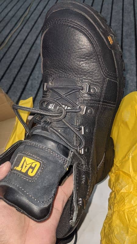 Caterpillar Safety Shoes for sale. 4