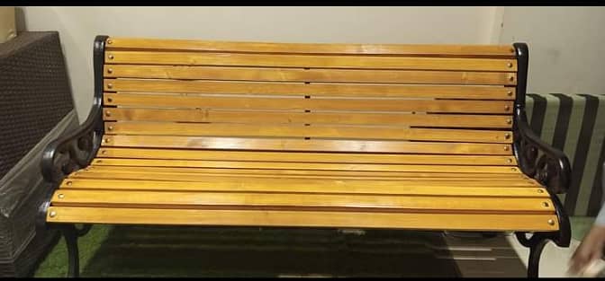 Park Benches, Outdoor Patio wooden diecast iron metal waiting area 10